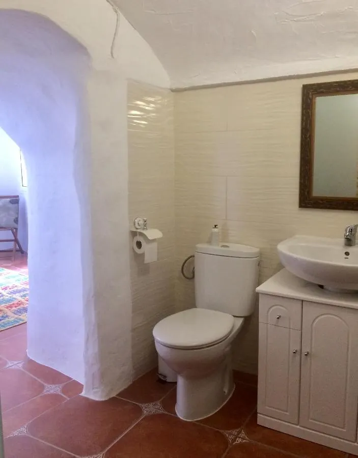 Cueva Romana, Adults Only Cave House Cuevas del Campo Bed & Breakfast